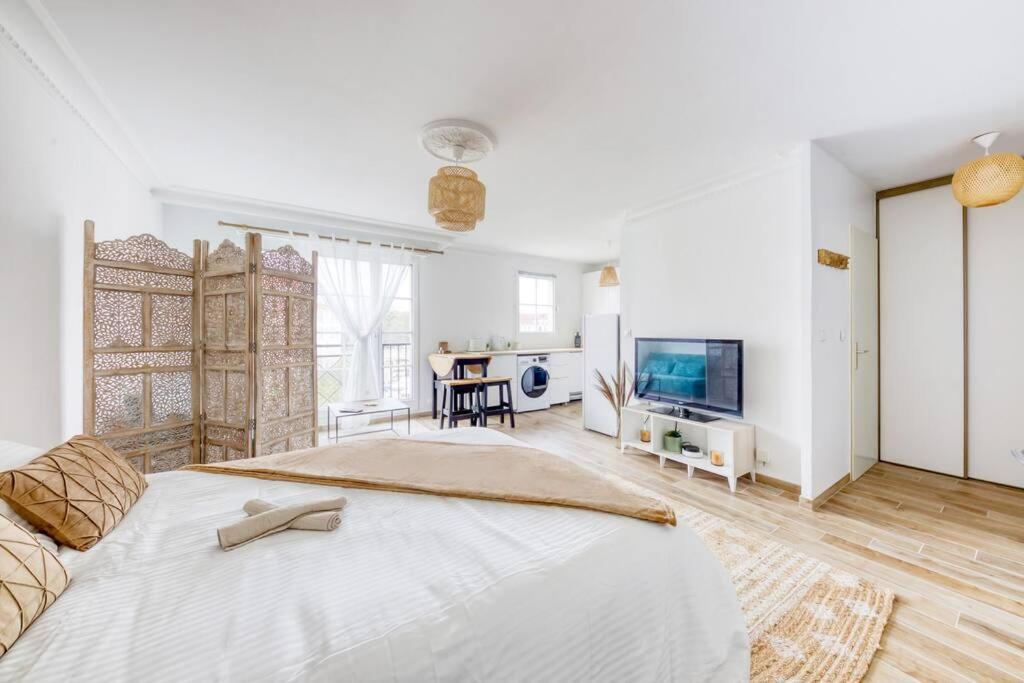 Studio Vue Direct Sur Le Port De Cergy, Parking Prive Gratuit 外观 照片