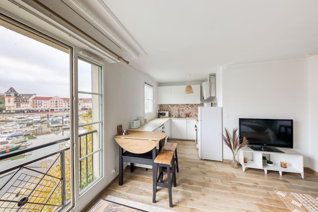 Studio Vue Direct Sur Le Port De Cergy, Parking Prive Gratuit 外观 照片